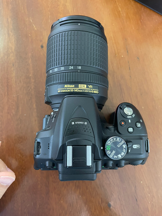 出几套尼康Ｄ5300 搭配18-140原装...