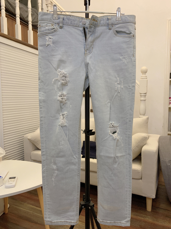 【闲置】破洞牛仔裤 腰松