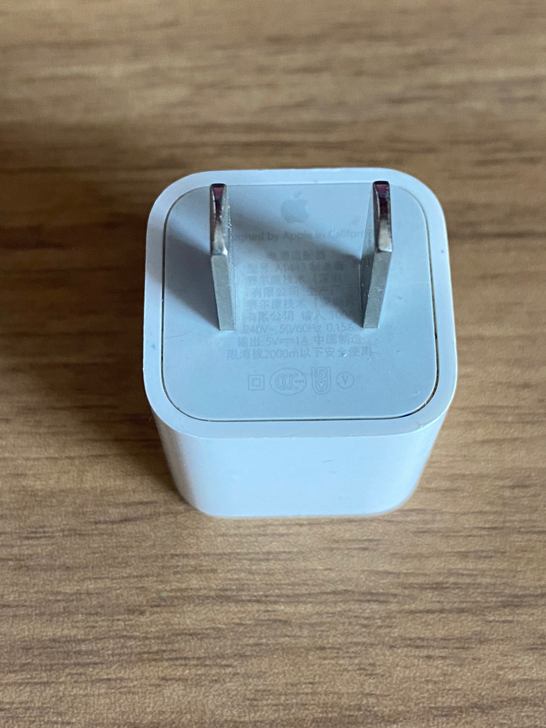 iPhone 原装手机充电器，苹果手机充电...