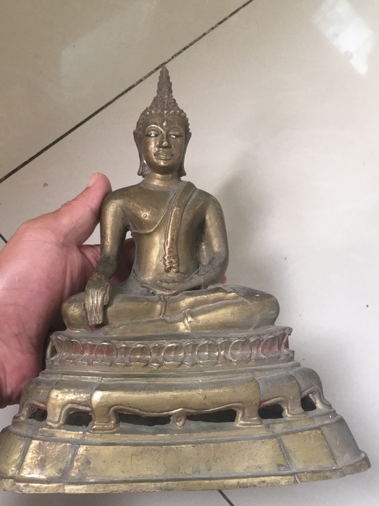 回流铜佛像高24.5厘米底宽20厘米底厚1...