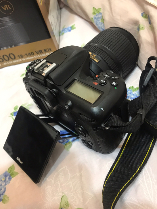 尼康D7500，附18-140vr镜头，全...
