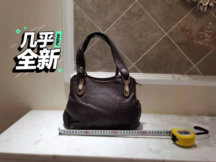 手提包妈妈女士包包2021新款大气软皮包：