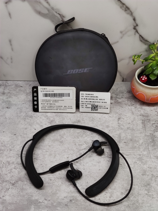 BOSE QC30   BOSE QC30...