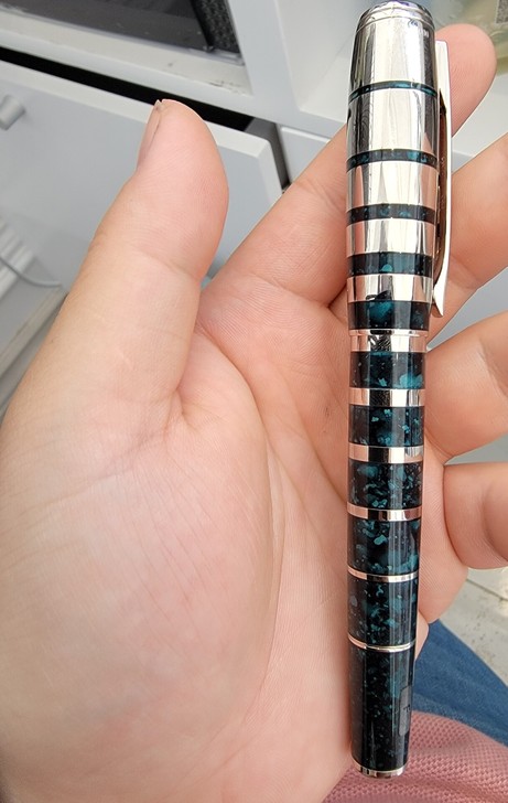 万宝龙 08年大文豪 萧伯纳 f尖   盒...