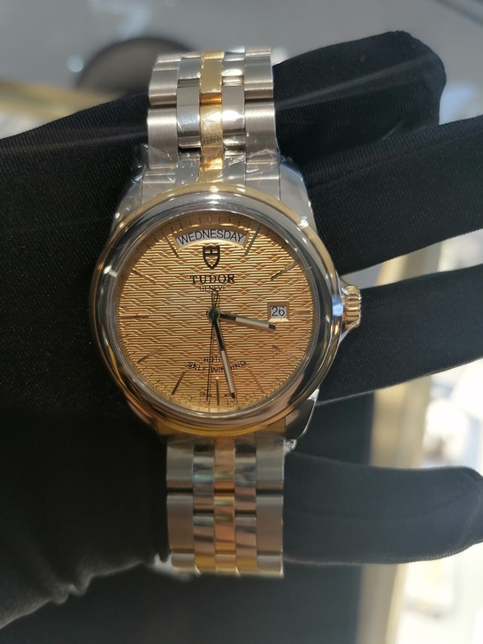 全 未使用5月卡帝舵骏珏M56003-00...