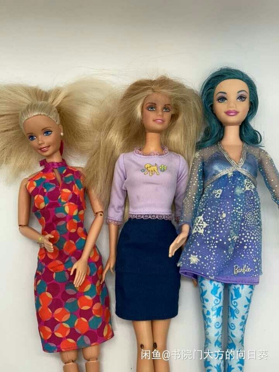 蓝发老款仙子芭比娃娃