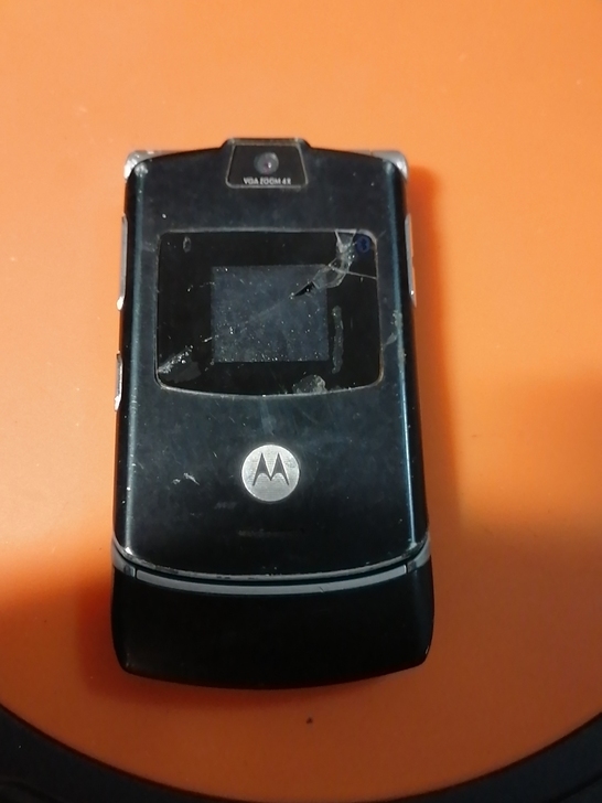 摩托罗拉V3手机，屏幕环只能做配件机 没电池