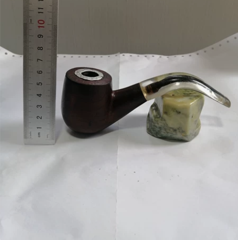 老烟斗，纯铜的。 感兴趣的话点“我想要”和...