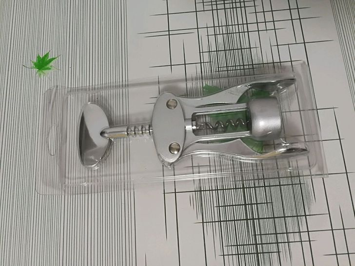 红酒开瓶器,北京西二环菜户营桥附近,自提。