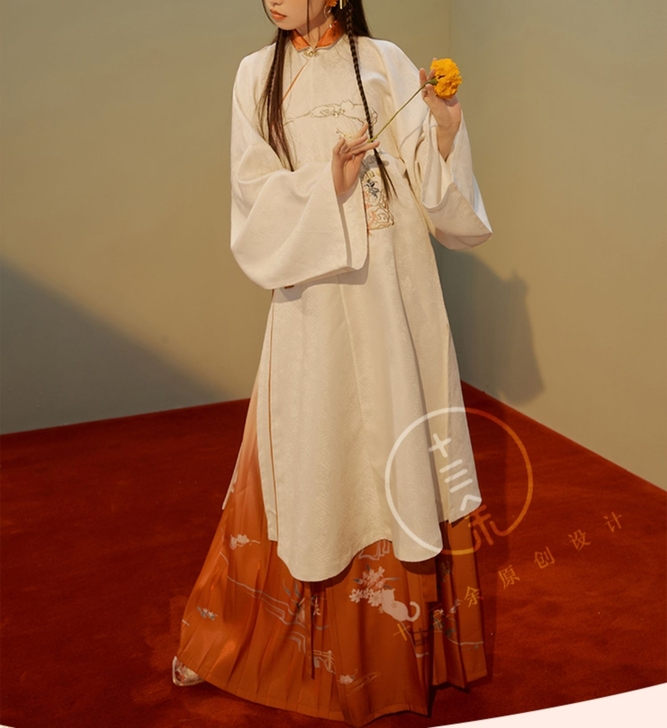 【十三余 小豆蔻儿】[称猫] 绣花立领斜襟...