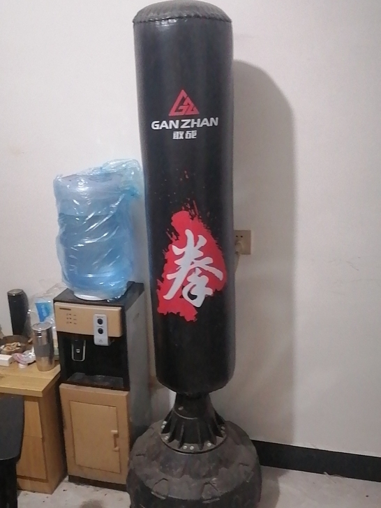 拳击,送手套,100块,九成新