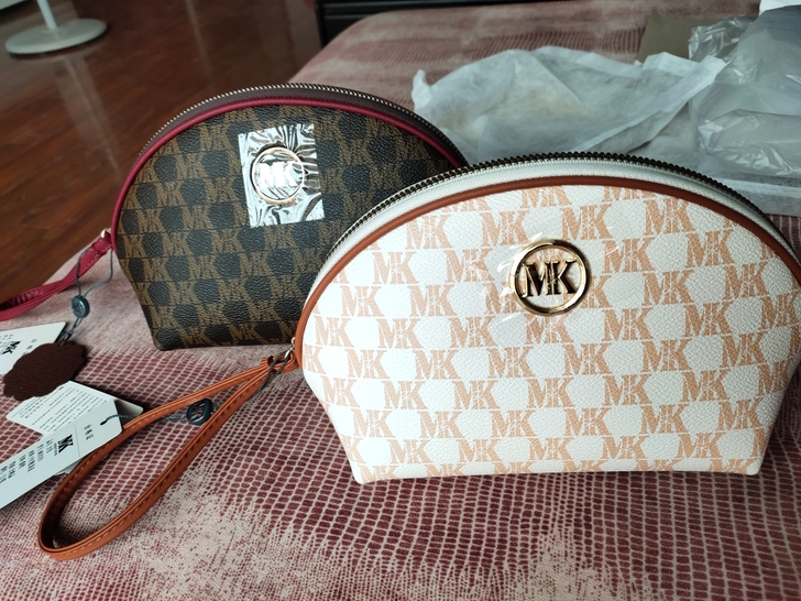 MK手拿包包