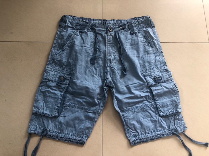 男士休闲短裤样衣