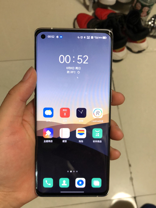 realme gt大师探索版 雪山白