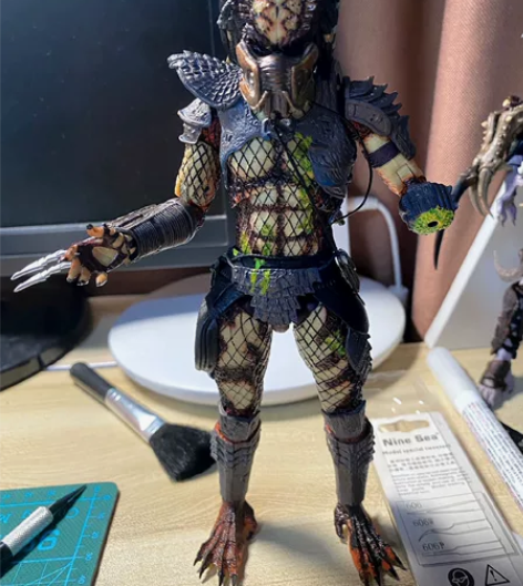 NECA51428 铁血战士 战损花蟹 城...