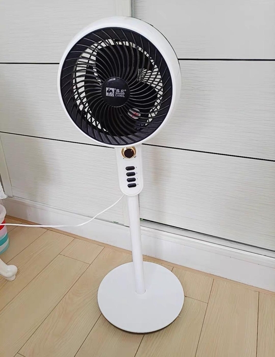 清仓处理骆驼空气循环扇台式电风扇落地家用静...