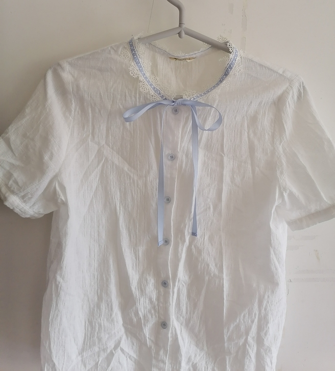 出ivvi台湾翌葳女装棉麻系带水色衬衫