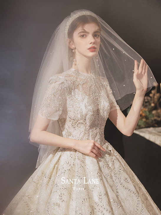 圣莱妮 拖尾婚纱 私人定制～仅试穿～改成7...