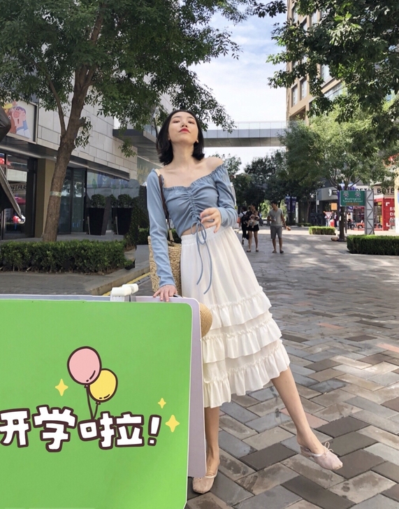 一年四季都好穿的白色蛋糕裙半身裙 叠穿打底...