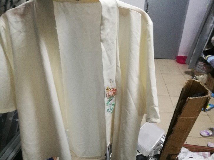 全新汉元素裙子套装 l码