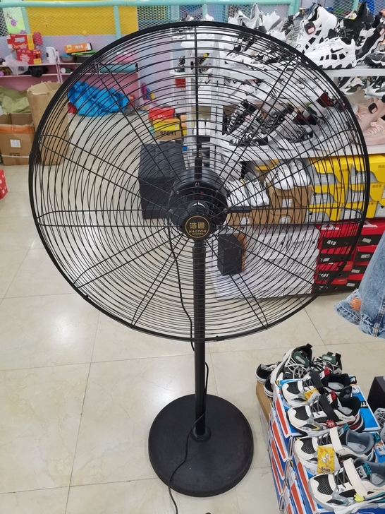 【全新包邮】工业电风扇大功率商用可以摇头壁...