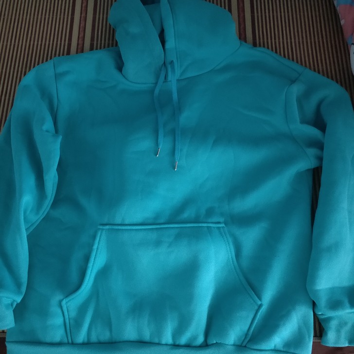 全新,因为太大了买回来就试穿了一下就一直没...