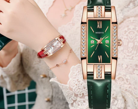 小绿表镶钻时尚皮带石英女士手表网红 感兴趣...