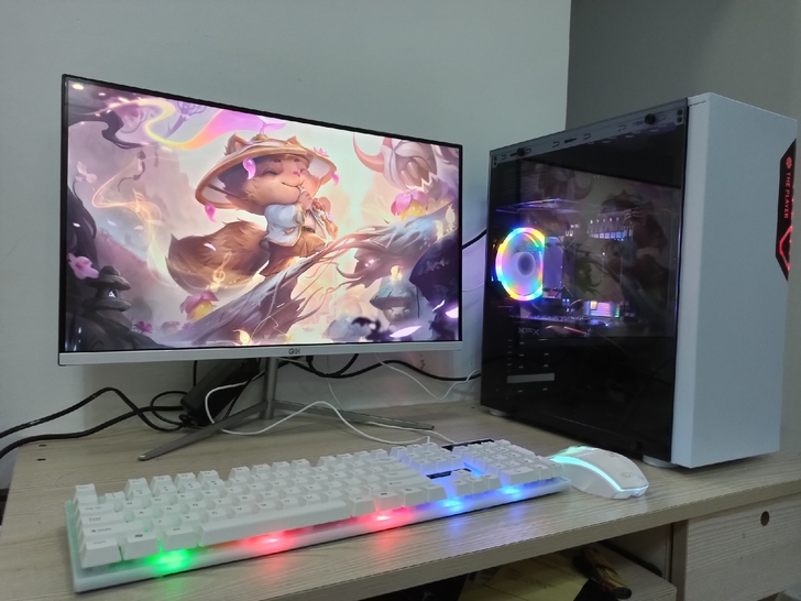 85万 4g显卡 i7级个人电脑高配台式电...