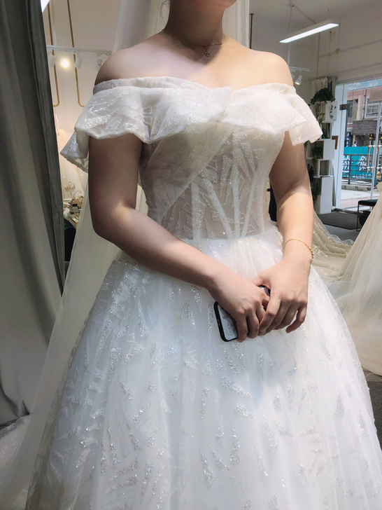 店里挂不下了,款式太多了,处理处理处理,喜...