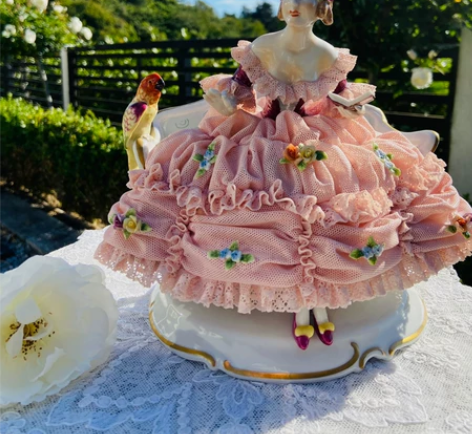 蕾丝瓷偶～dresden～少女鹦鹉系列 淡...