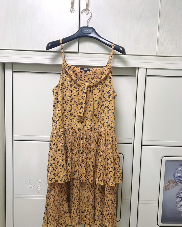 SPAO吊带雪纺蛋糕裙，没穿过几次，s码，...