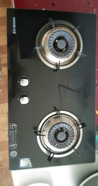 家中闲置火王燃气灶，功能可以正常使用，老人...