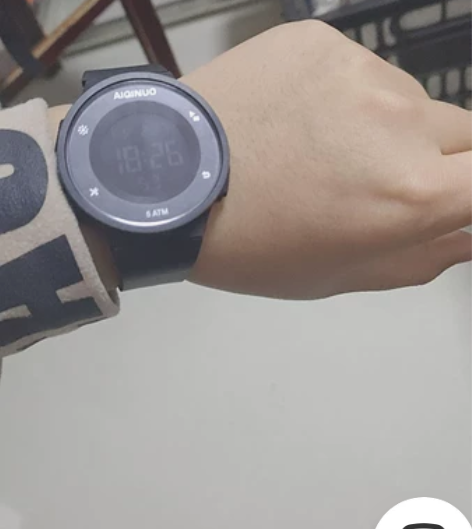 低价出售了   带了一天   算 全新的 ...