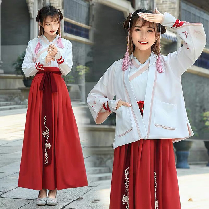 科幻 可出汉服 9新 有一个小瑕疵 s码