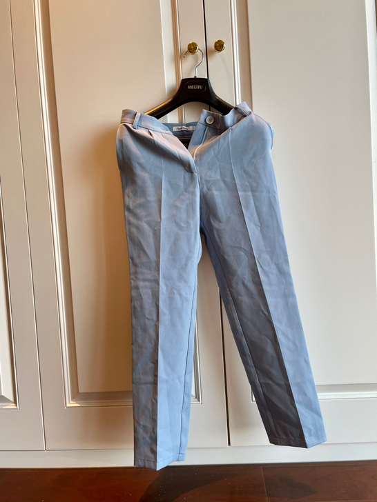 蓝色西裤 大码的我穿太大 穿一次