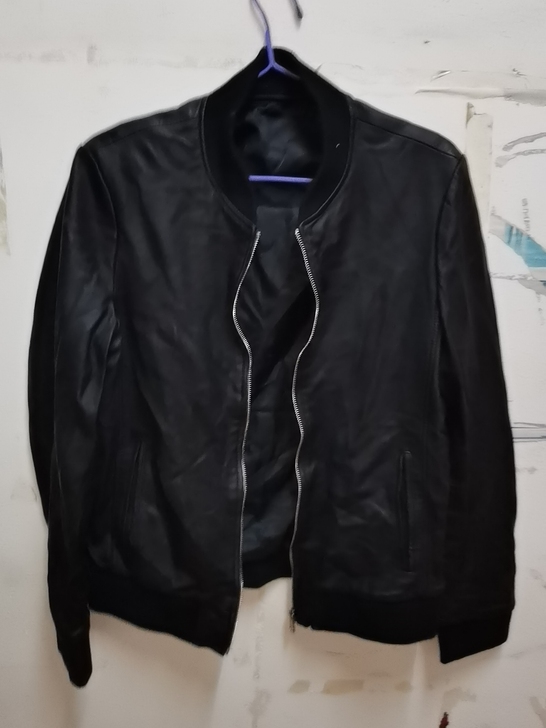 二手真皮皮衣皮夹克外套绵羊皮材质,特别柔软...