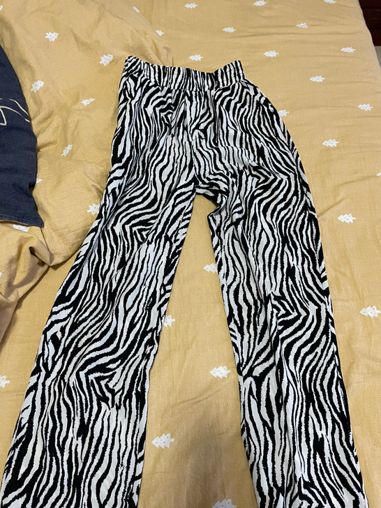 长裤..上身效果好看..春夏秋可穿