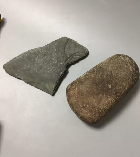 石器时代石斧 比石锛要少见，但什么文化期的...