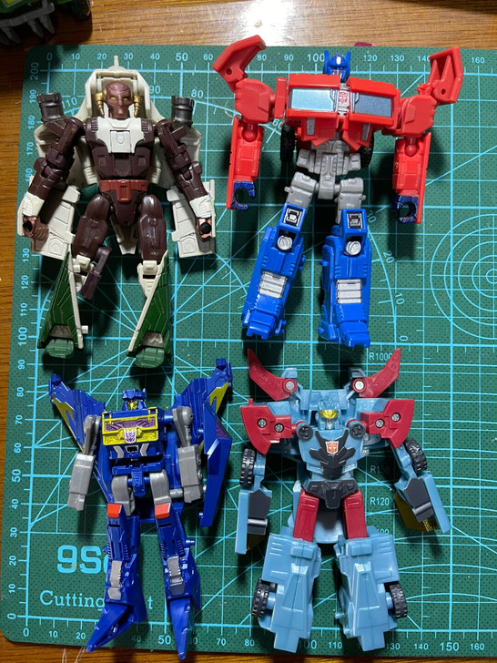变形金刚 传奇级 idw擎天柱 c版激射 ...
