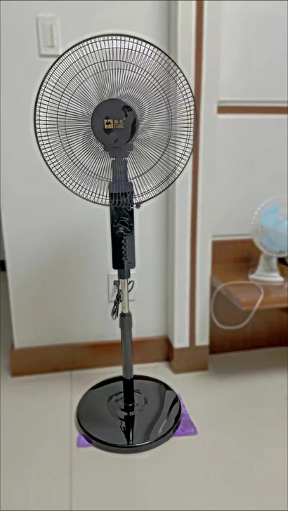 超市不开了！处理20台落地扇全新未拆封，全...