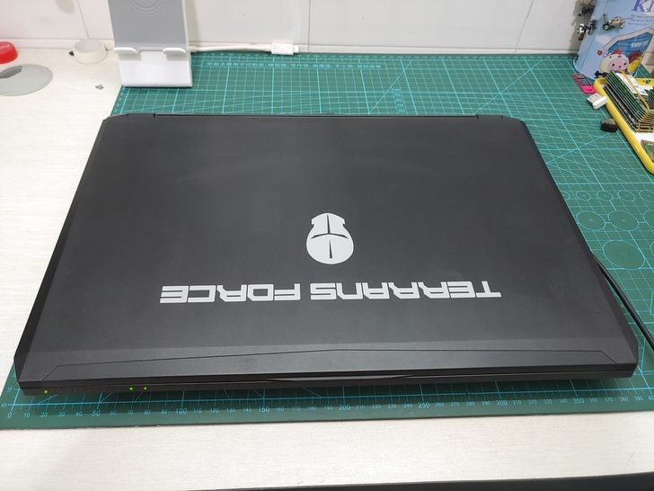 未来人类T5 GTX970M 游戏本