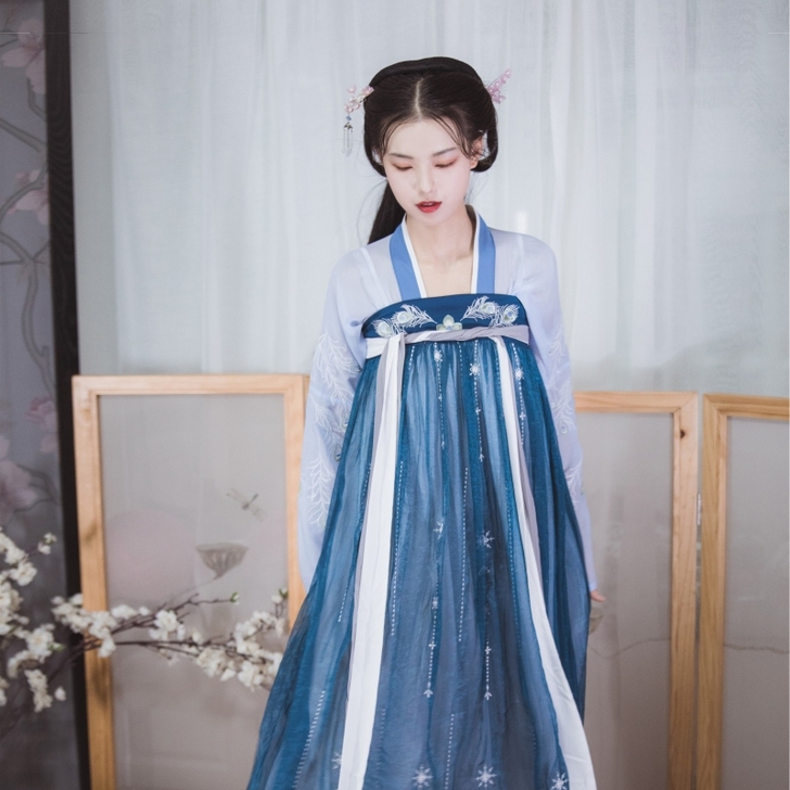 梨花渡 民族装舞台装全新