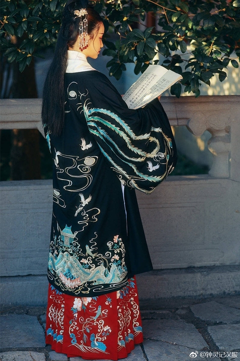 汉服科幻