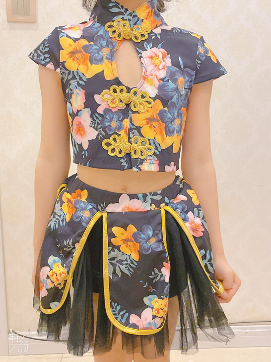 宝贝走秀的衣服,几乎全新,100-130都...