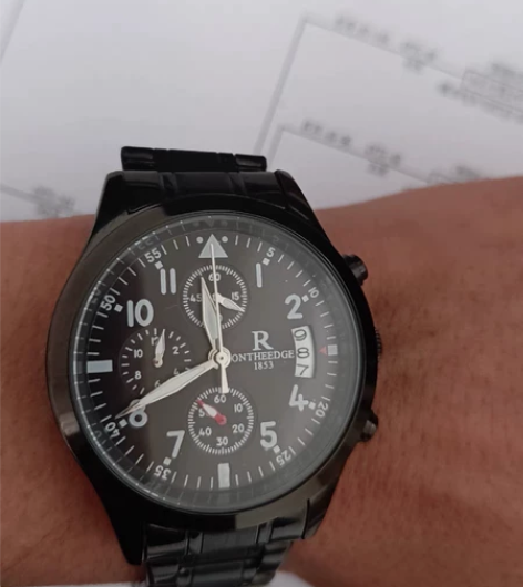 之前去店里做活动的时候买的，现在也用不上了...