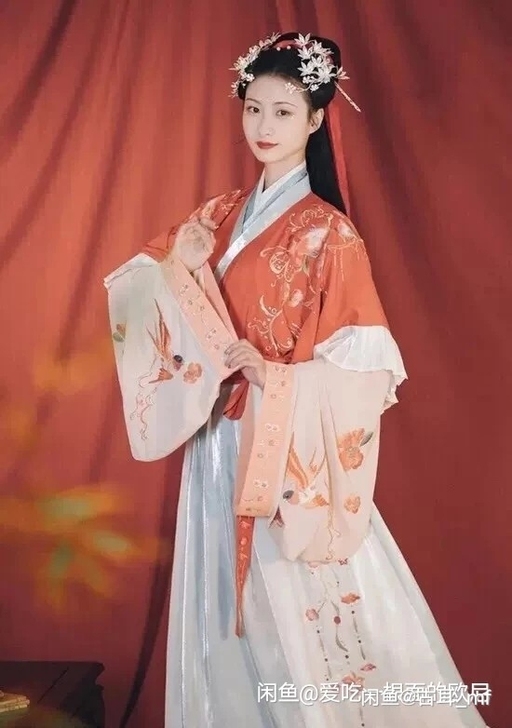 池夏 湘夫人：池夏湘琬汉晋制缘边襦裙三件套