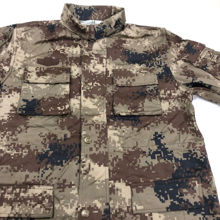 二手迷彩服,秋冬款工作服,耐磨耐脏,适合在...