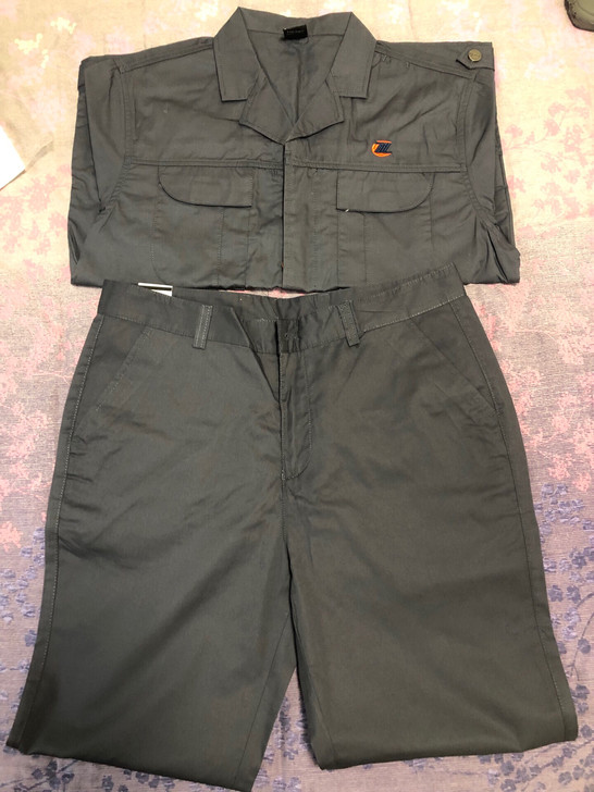 [全新]工装 工作服短袖和裤子都是XL码的