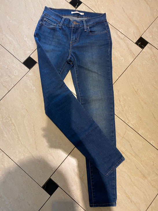 出几条牛仔裤价格看图