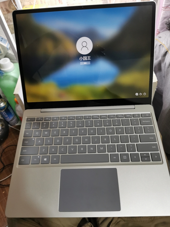 微软Surface Laptop Go 国...